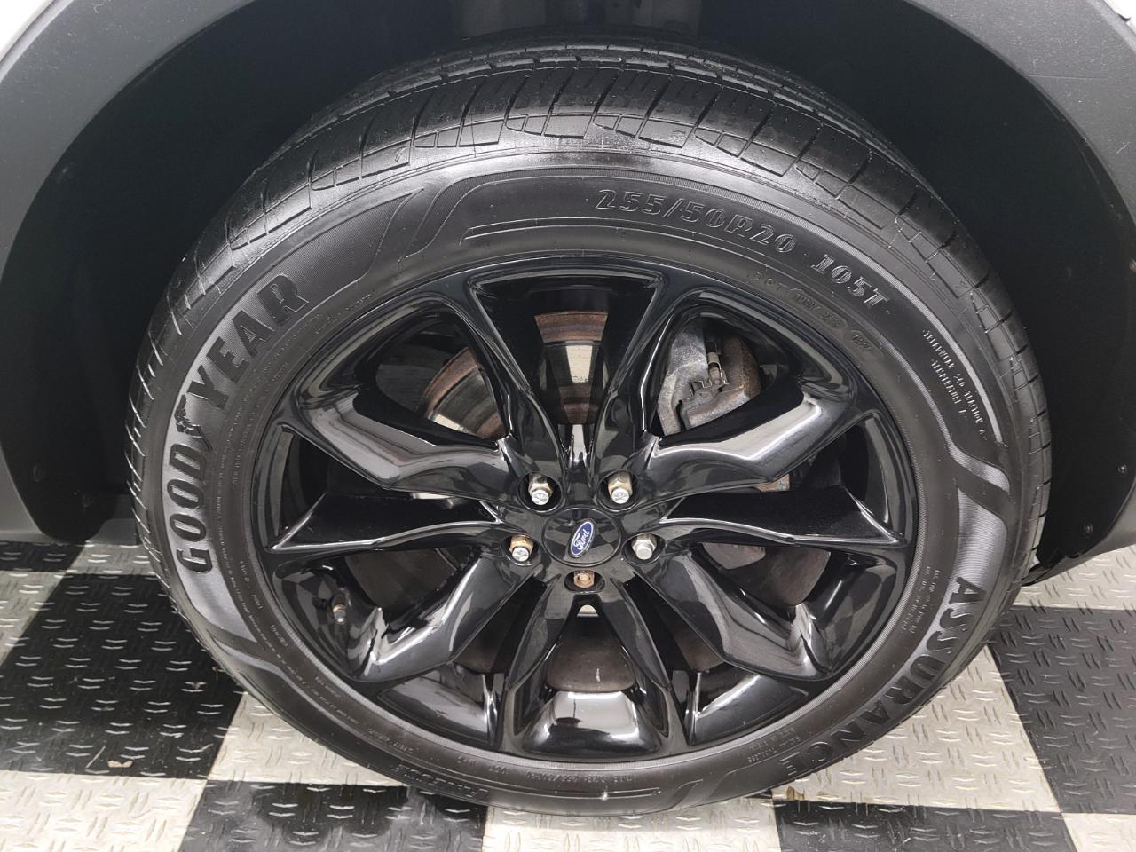 Ford Explorer 4WD 4dr Limited 2012