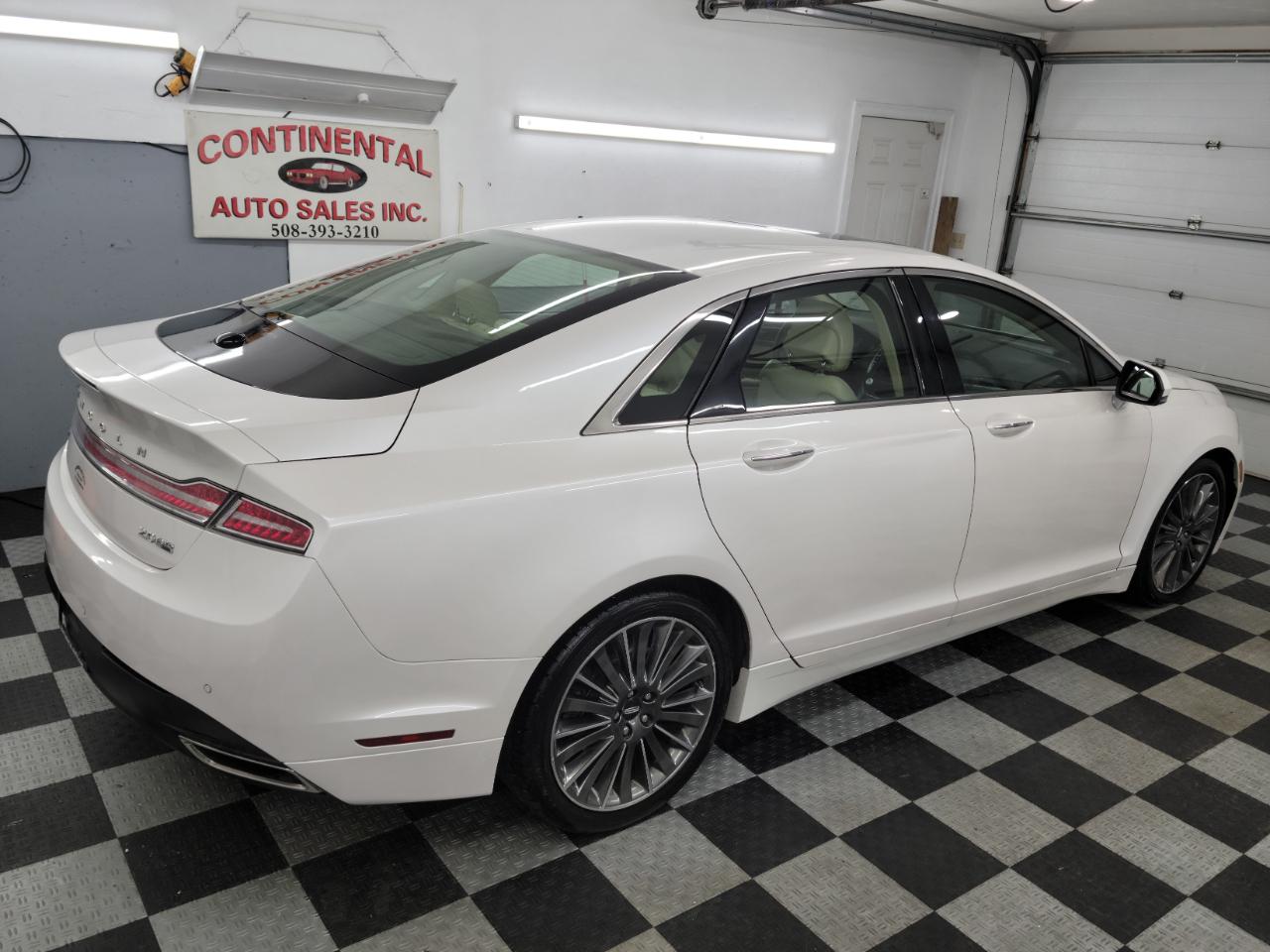Lincoln MKZ 4dr Sdn AWD 2015