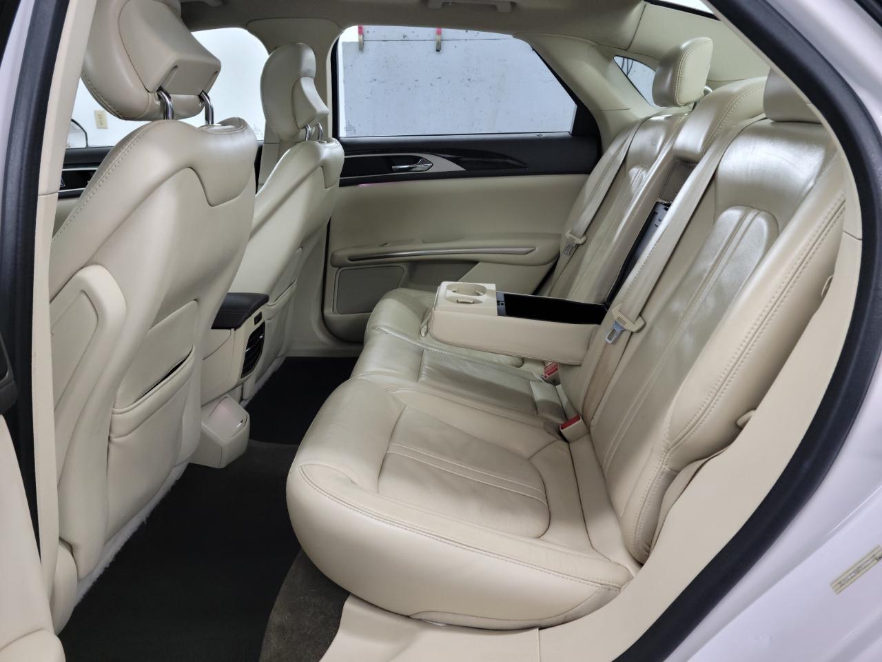 Lincoln MKZ 4dr Sdn AWD 2015