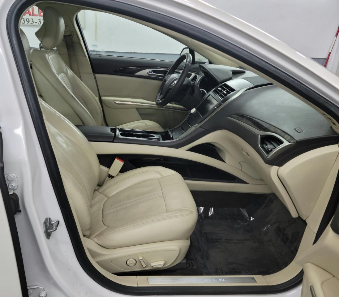 Lincoln MKZ 4dr Sdn AWD 2015