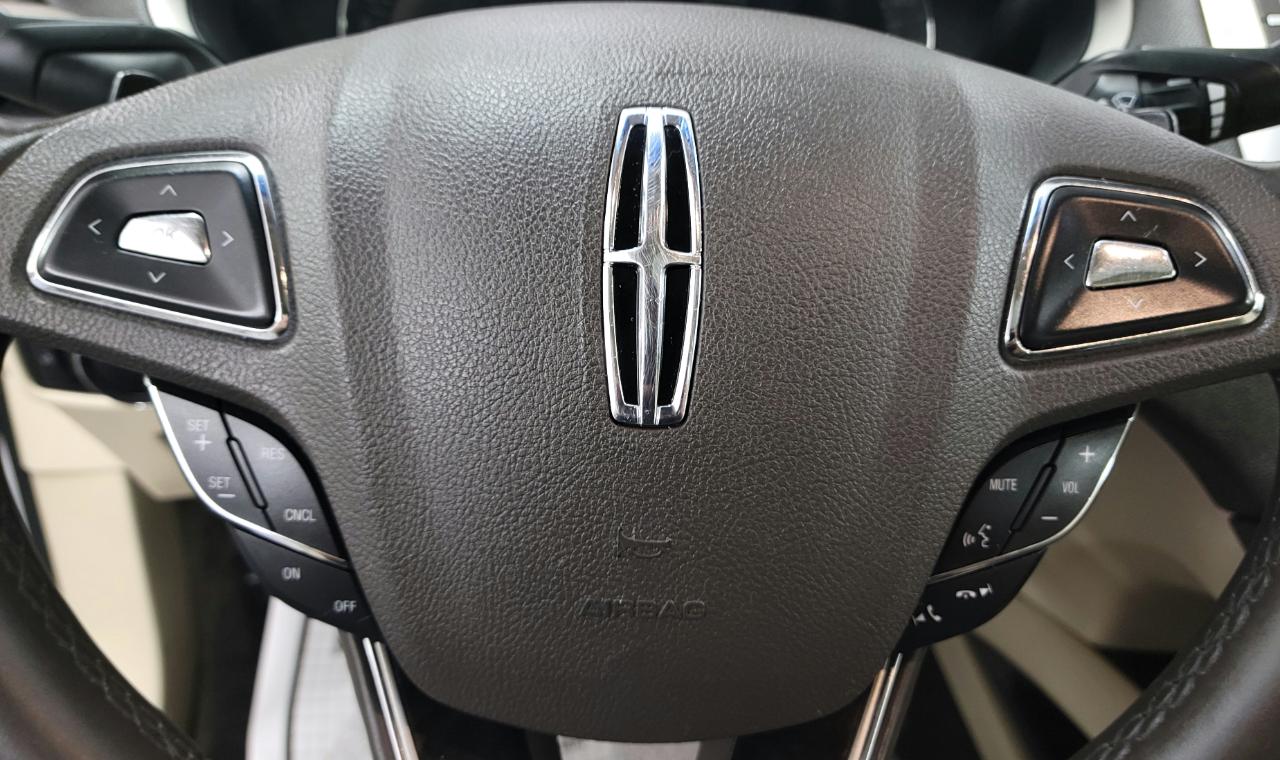Lincoln MKZ 4dr Sdn AWD 2015