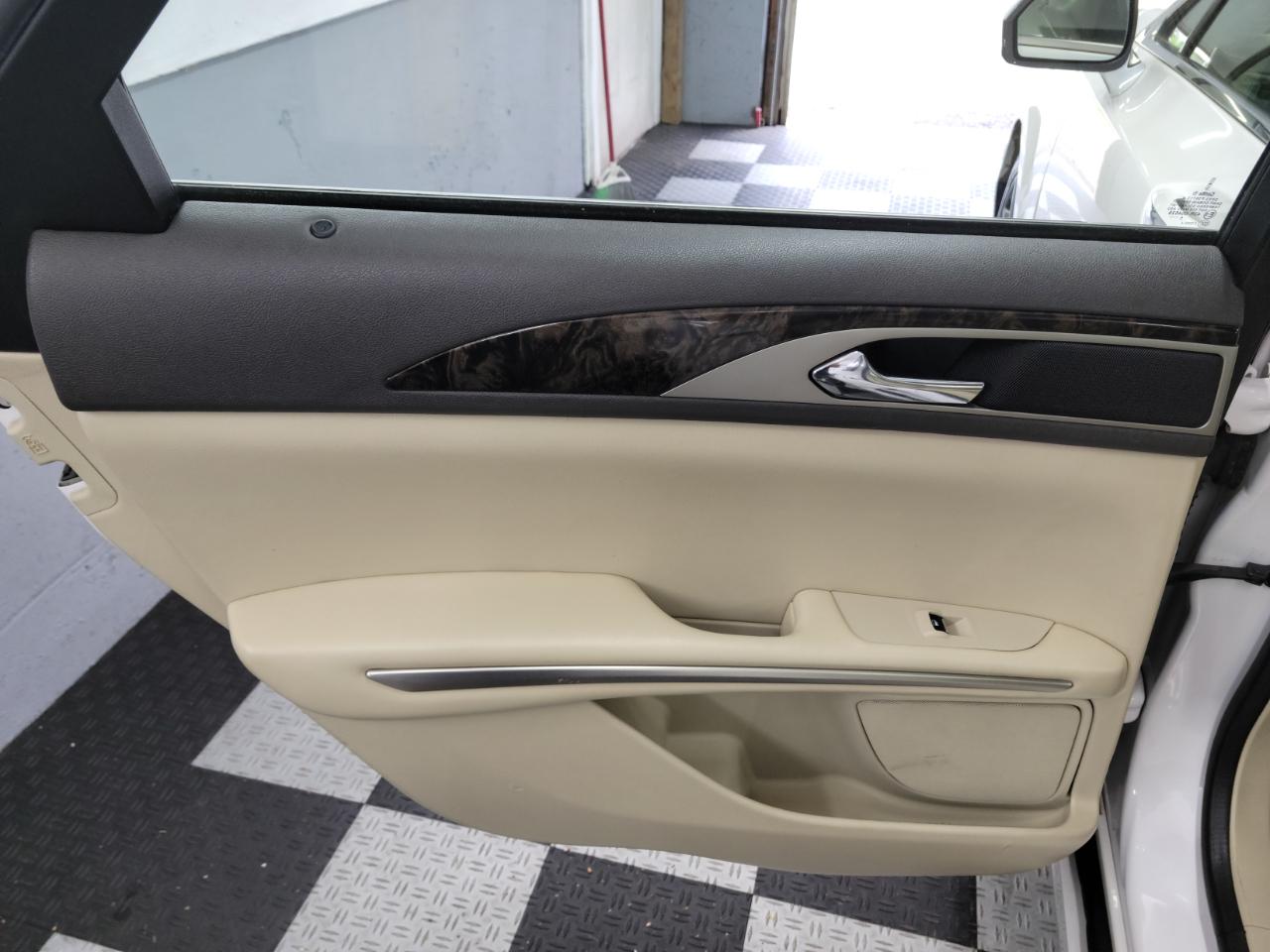 Lincoln MKZ 4dr Sdn AWD 2015