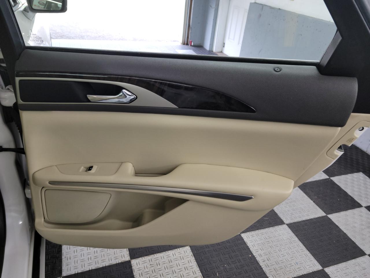 Lincoln MKZ 4dr Sdn AWD 2015
