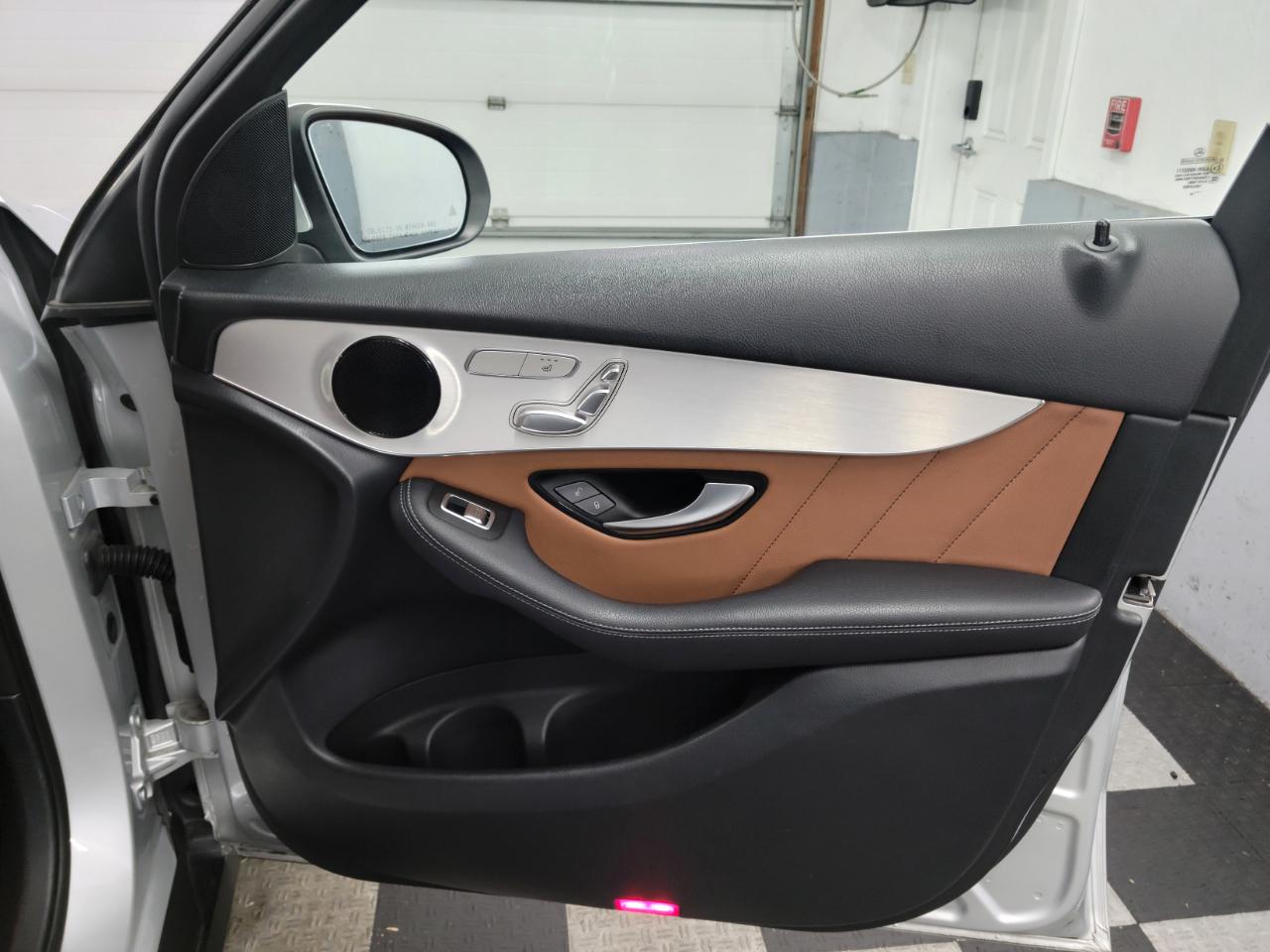 Mercedes-Benz GLC GLC 300 SUV 2020