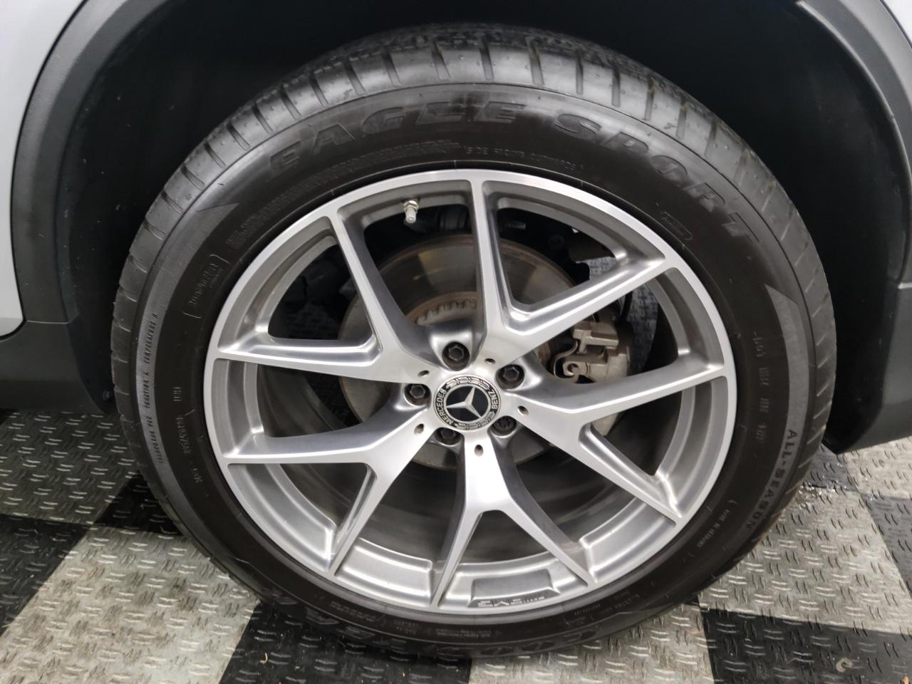 Mercedes-Benz GLC GLC 300 SUV 2020