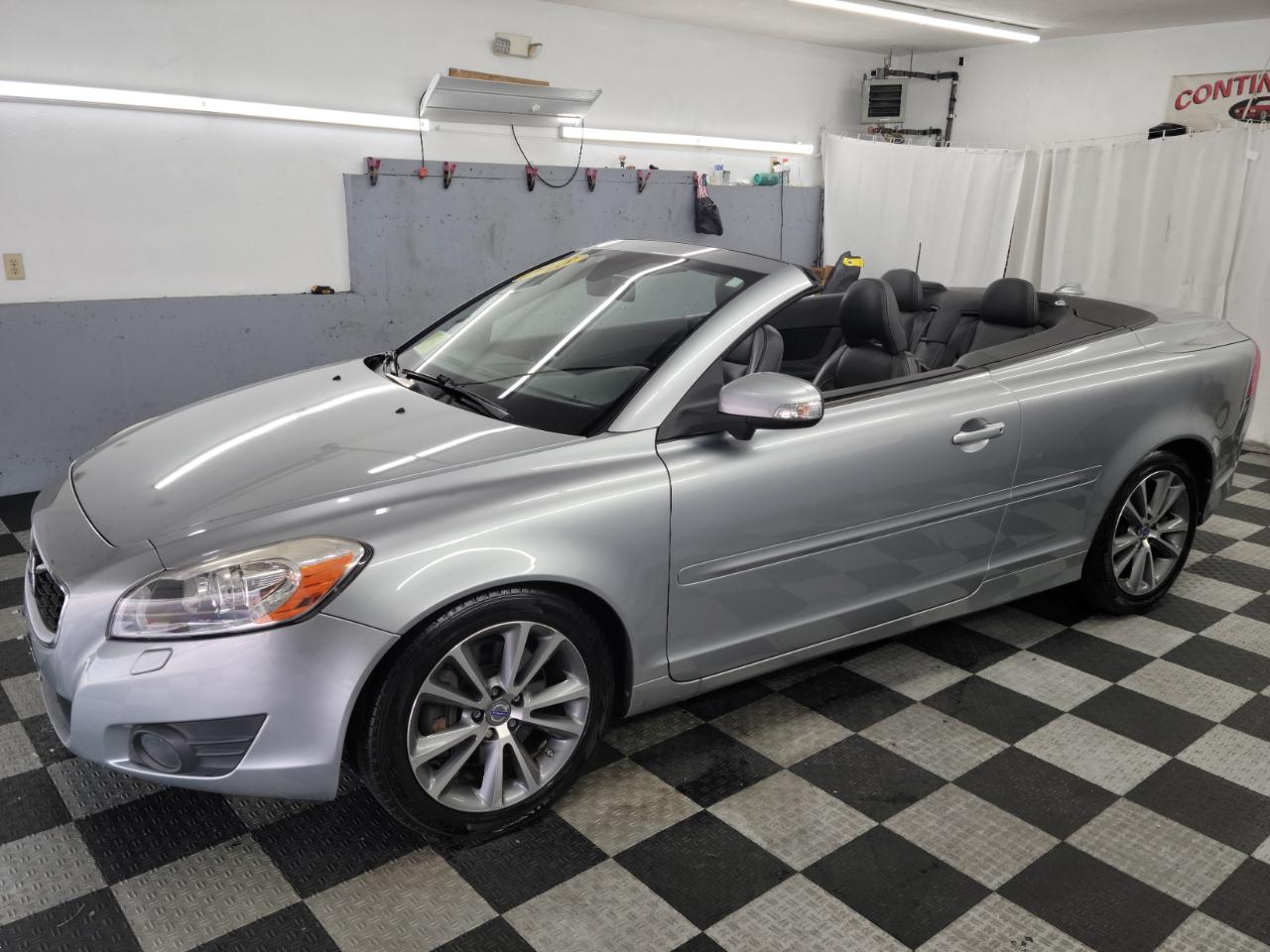 Volvo C70 2dr Conv T5 2013