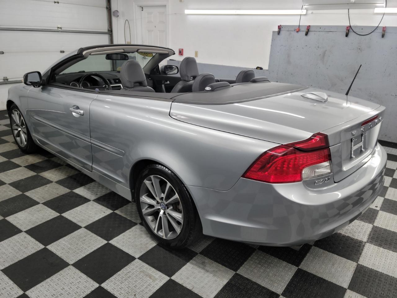 Volvo C70 2dr Conv T5 2013