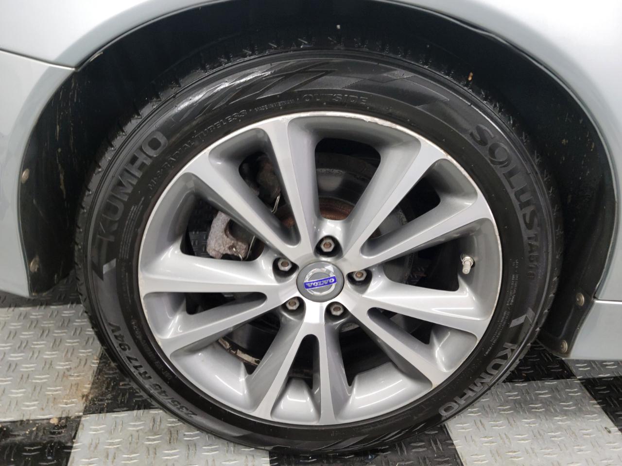 Volvo C70 2dr Conv T5 2013