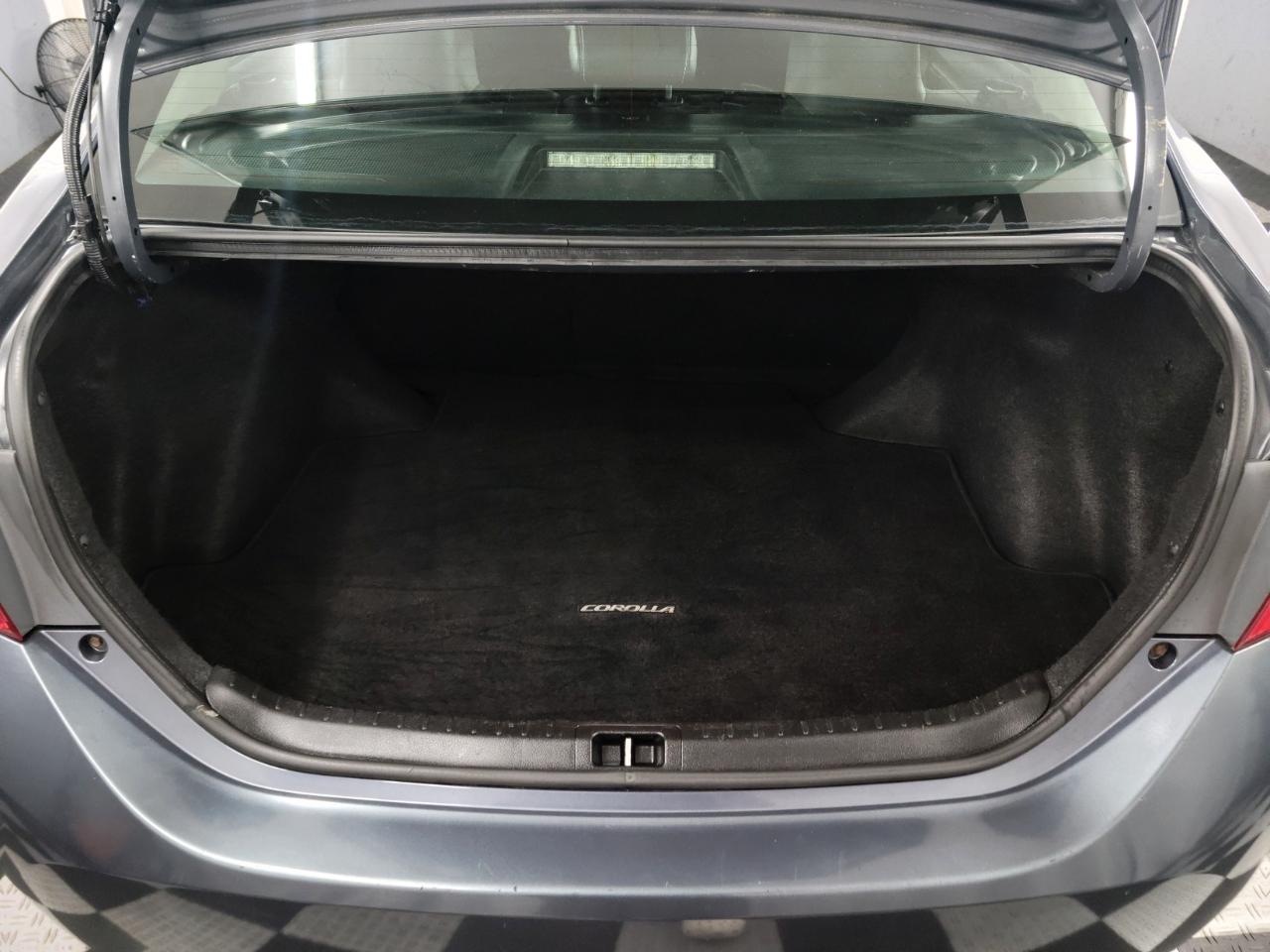 Toyota Corolla 4dr Sdn CVT S (Natl) 2014