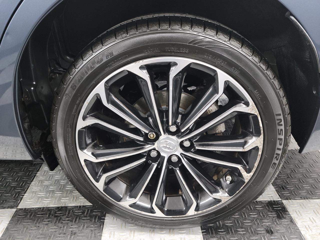 Toyota Corolla 4dr Sdn CVT S (Natl) 2014