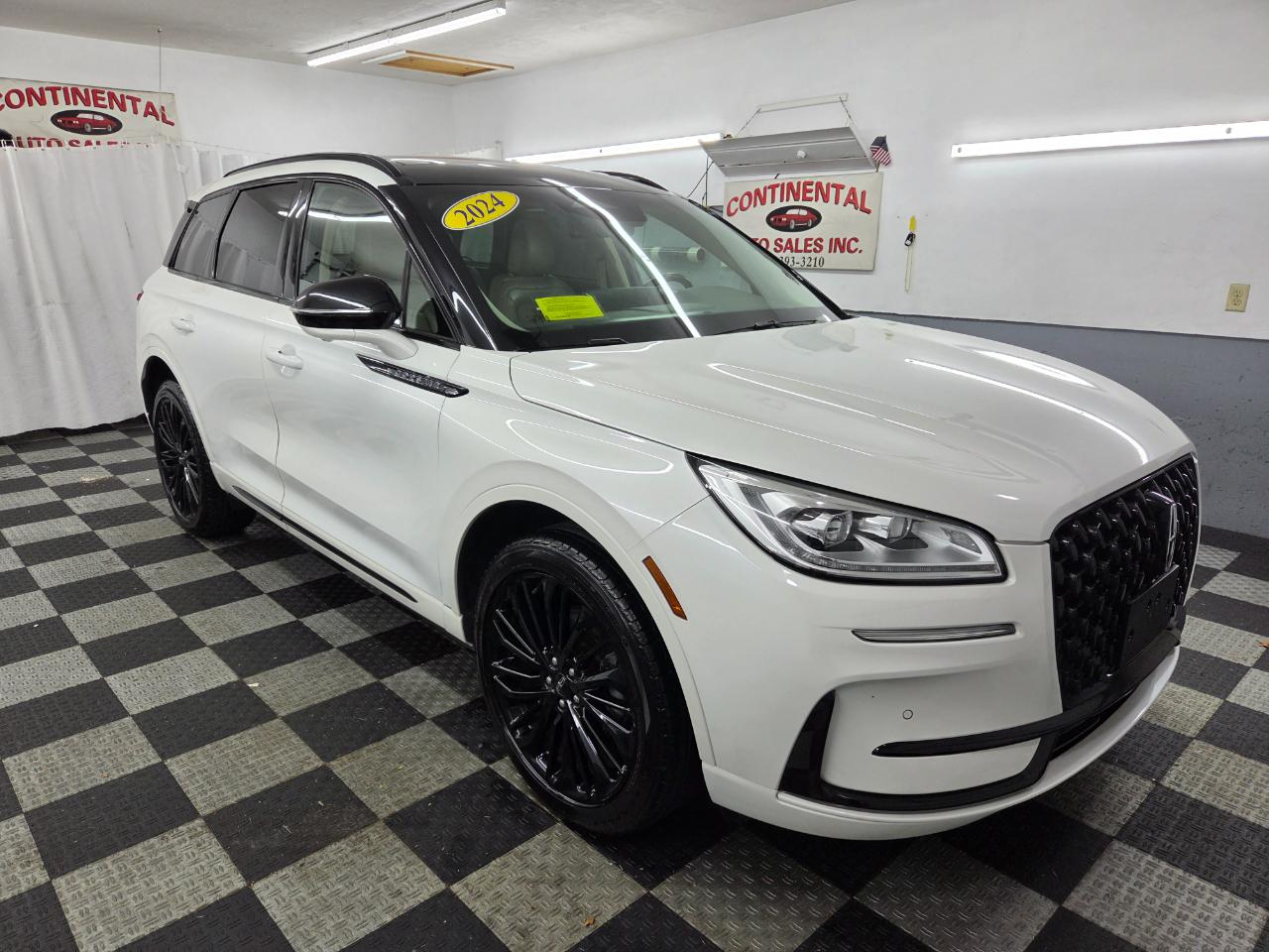 Lincoln Corsair Reserve AWD 2024
