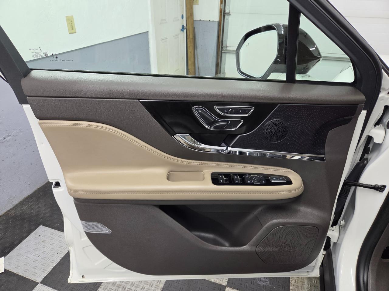 Lincoln Corsair Reserve AWD 2024