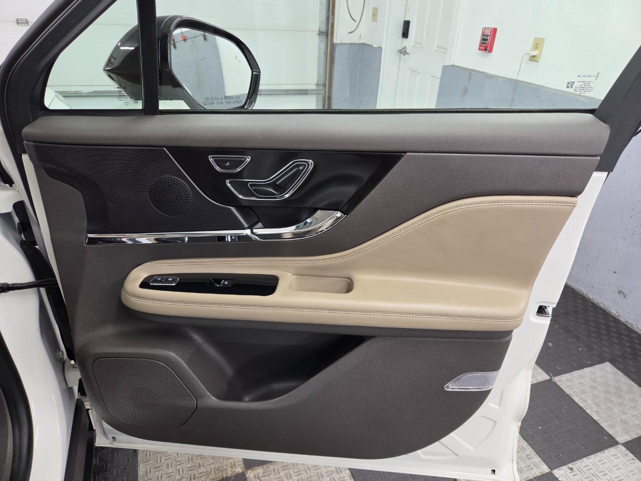 Lincoln Corsair Reserve AWD 2024