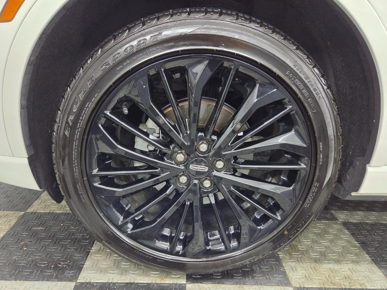 Lincoln Corsair Reserve AWD 2024