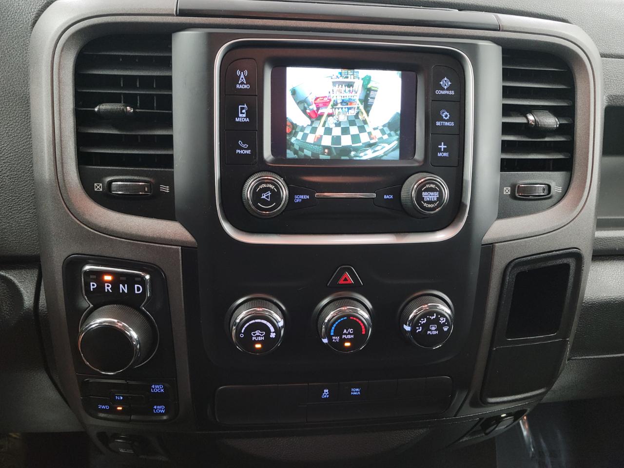 RAM 1500 Express 4x4 Quad Cab 6'4" Box 2018