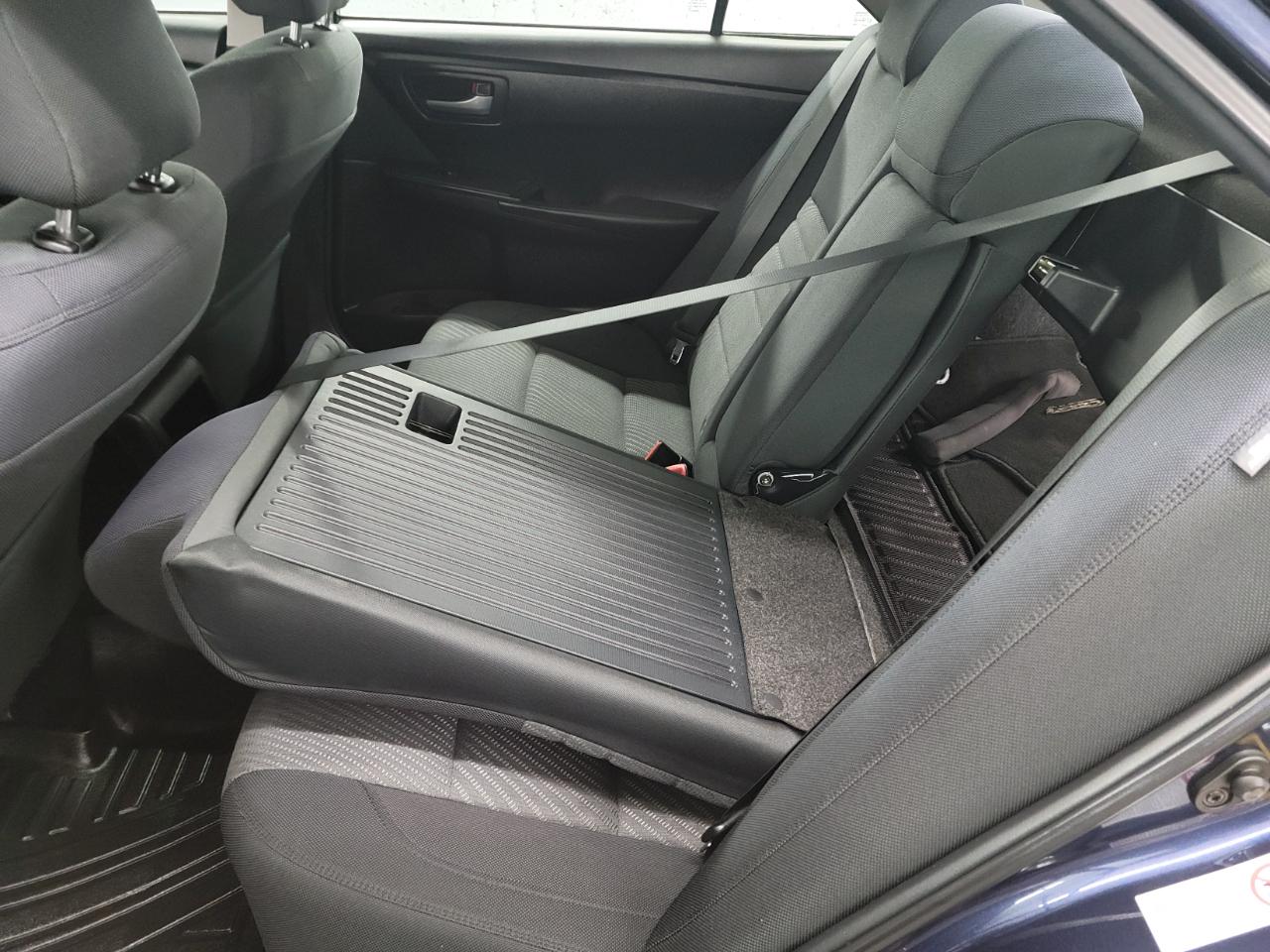 Toyota Camry 4dr Sdn LE Auto 2015
