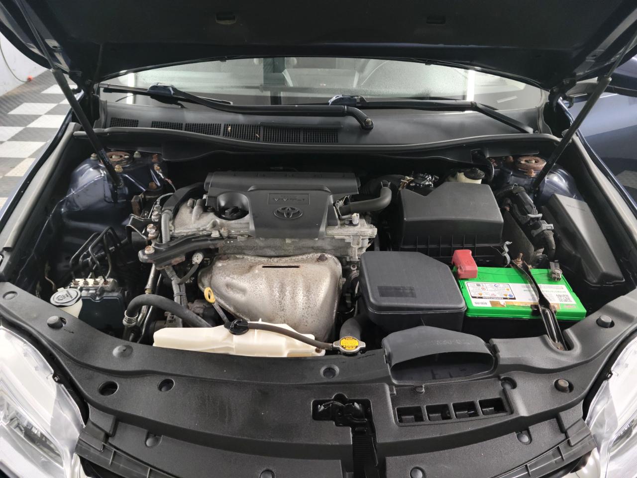 Toyota Camry 4dr Sdn LE Auto 2015