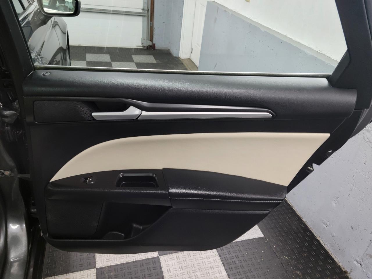 Ford Fusion Titanium AWD 2018