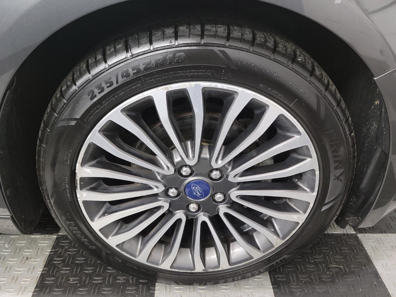 Ford Fusion Titanium AWD 2018