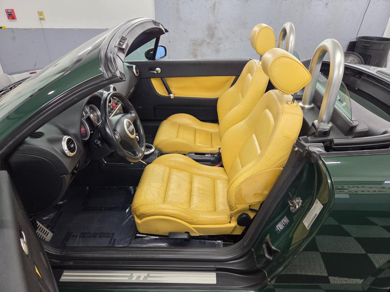 Audi TT 2dr Roadster Auto 2003