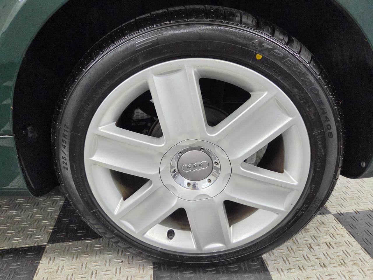 Audi TT 2dr Roadster Auto 2003