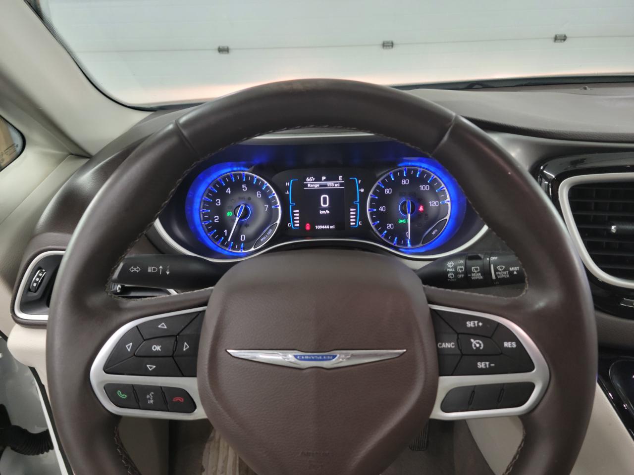 Chrysler Pacifica Touring-L FWD 2017