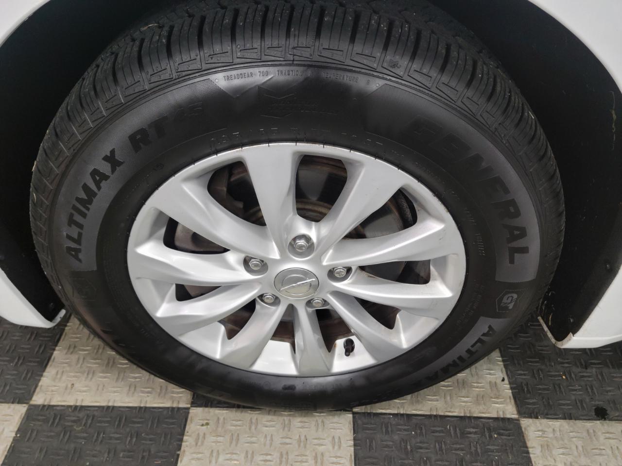 Chrysler Pacifica Touring-L FWD 2017