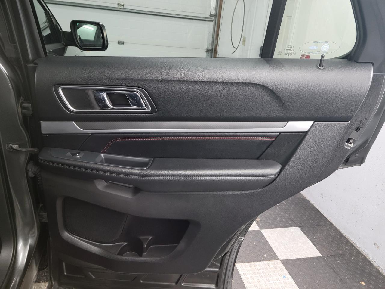 Ford Explorer 4WD 4dr Sport 2016