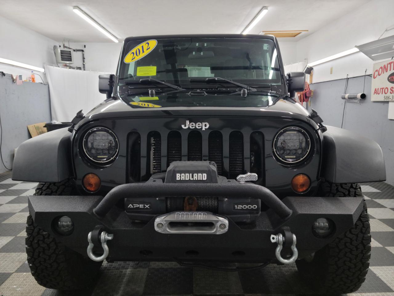 Jeep Wrangler 4WD 2dr Sport 2012
