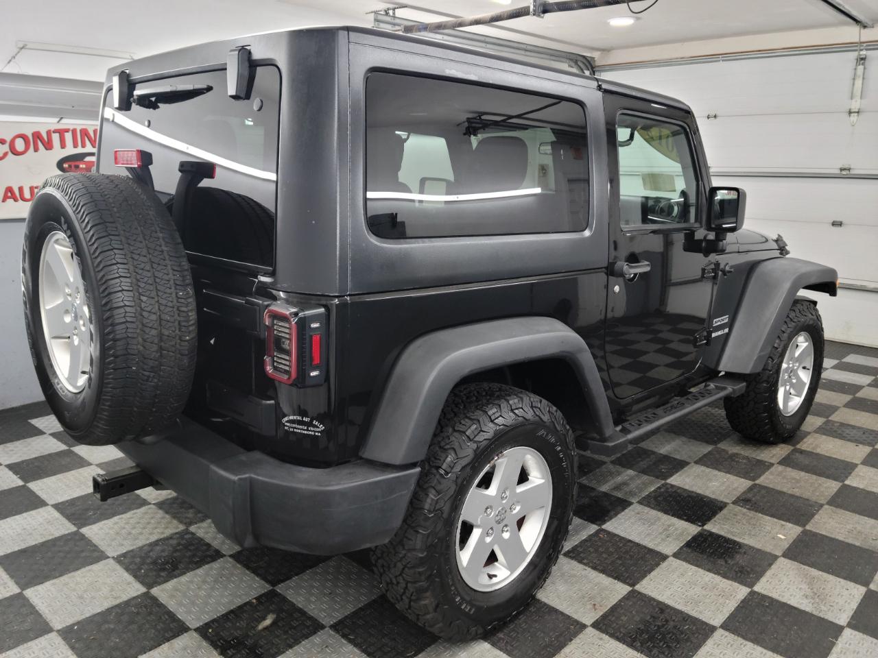 Jeep Wrangler 4WD 2dr Sport 2012