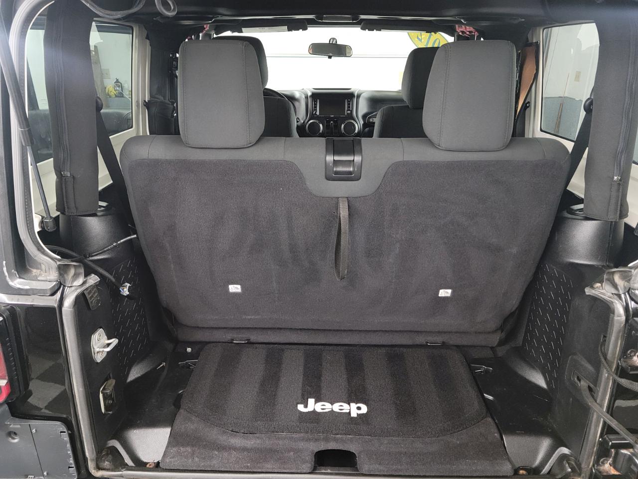 Jeep Wrangler 4WD 2dr Sport 2012