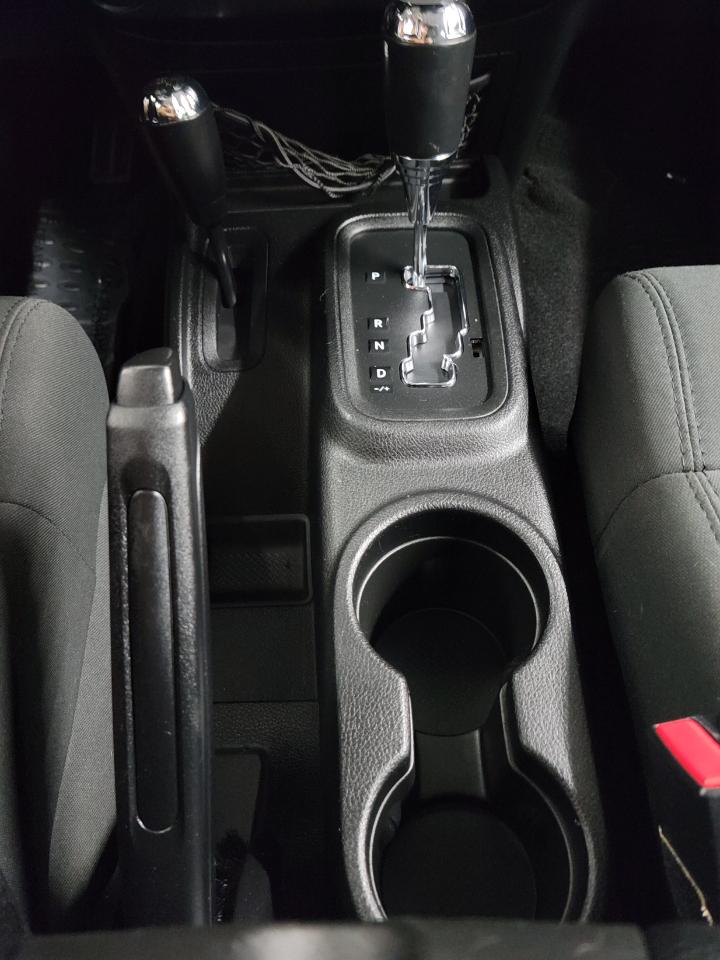 Jeep Wrangler 4WD 2dr Sport 2012