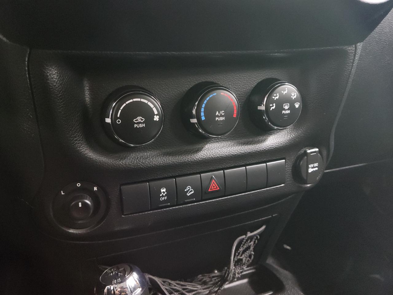 Jeep Wrangler 4WD 2dr Sport 2012