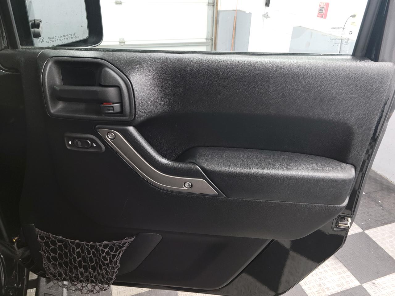 Jeep Wrangler 4WD 2dr Sport 2012