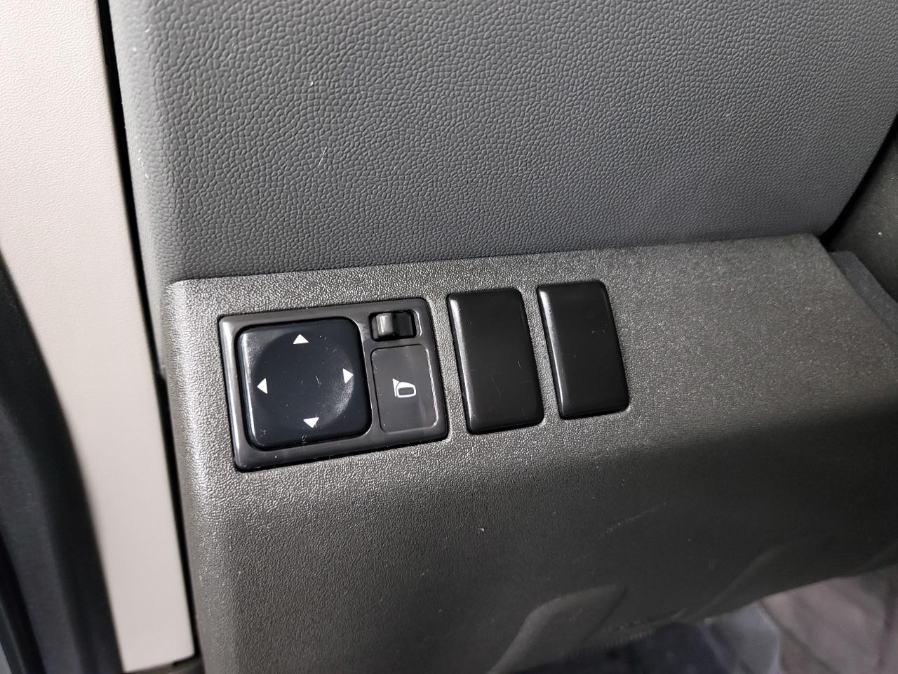 Nissan Xterra 4WD 4dr Auto S 2007