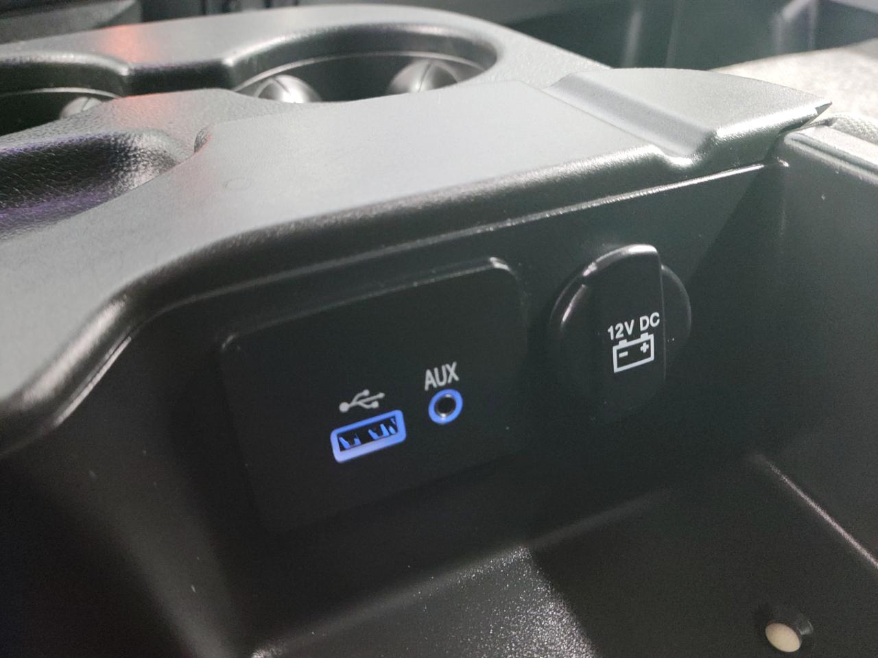 RAM 1500 Big Horn 4x4 Crew Cab 5'7" Box 2017