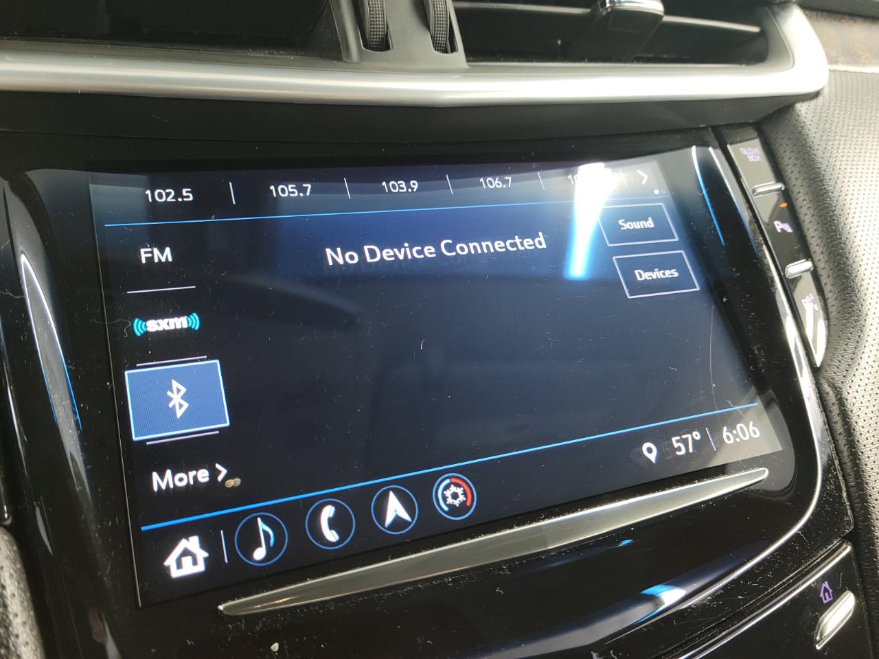 Cadillac XTS 4dr Sdn Luxury FWD 2018