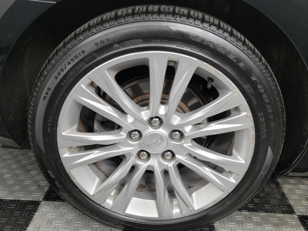 Cadillac XTS 4dr Sdn Luxury FWD 2018