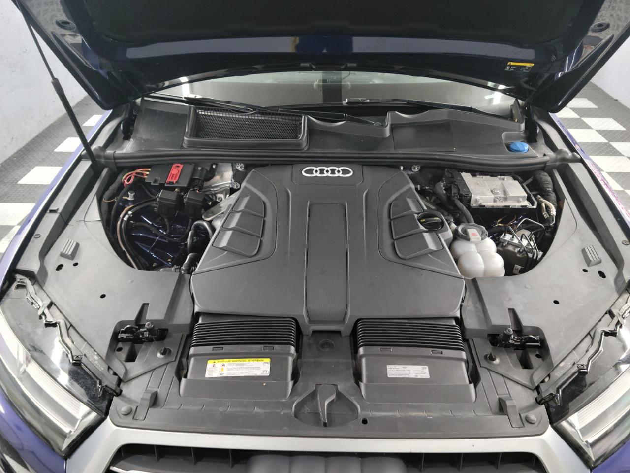 Audi Q7 SE Premium Plus 55 TFSI quattro 2019