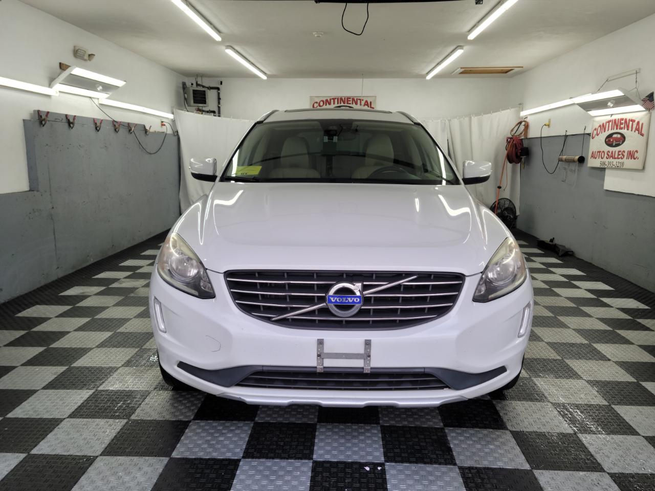Volvo XC60 2015.5 AWD 4dr T5 2015