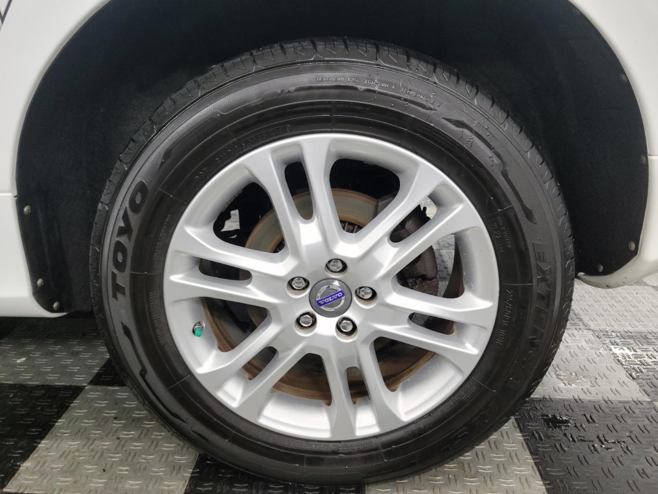 Volvo XC60 2015.5 AWD 4dr T5 2015