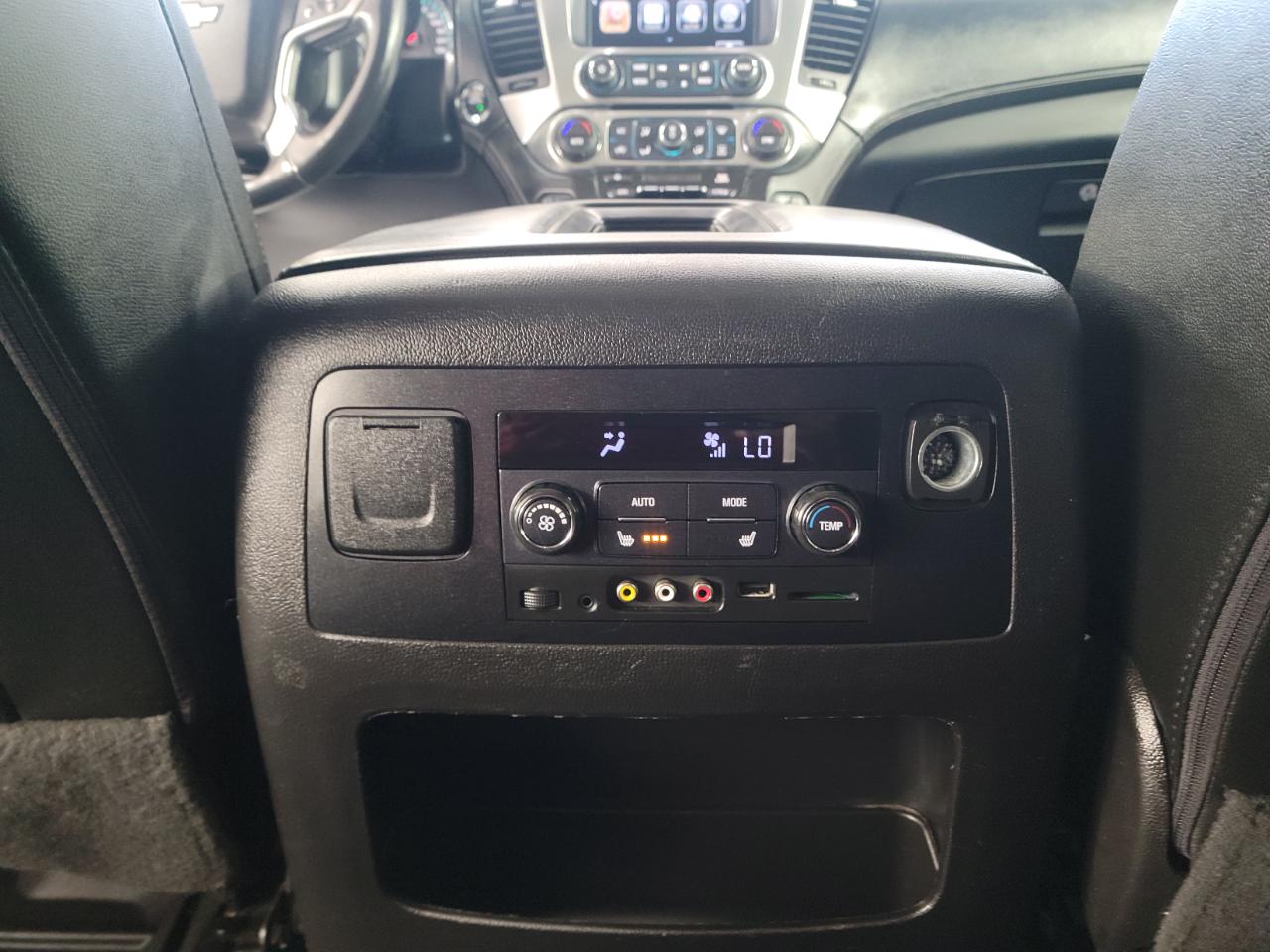 Chevrolet Tahoe 4WD 4dr LT 2016