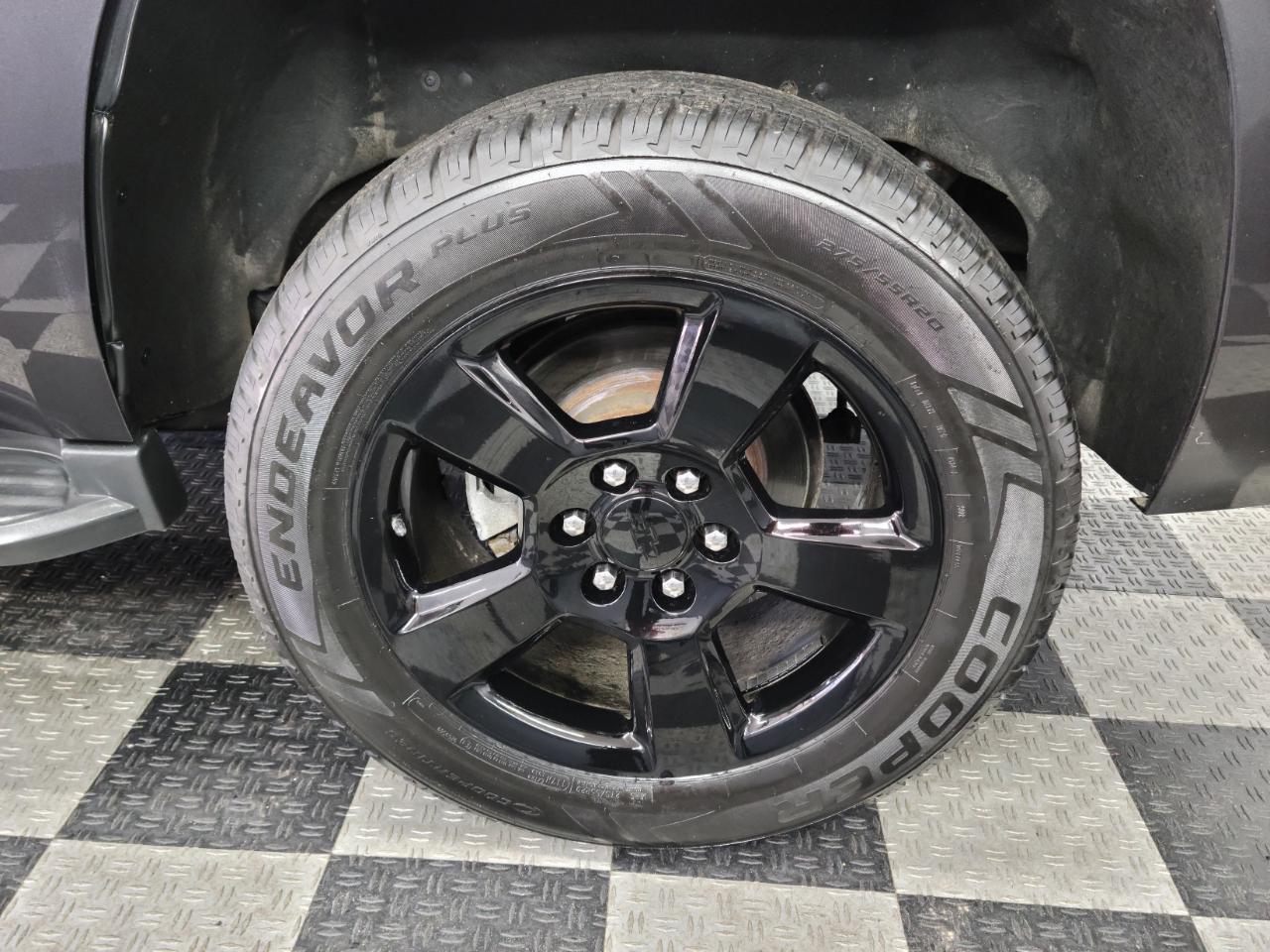 Chevrolet Tahoe 4WD 4dr LT 2016