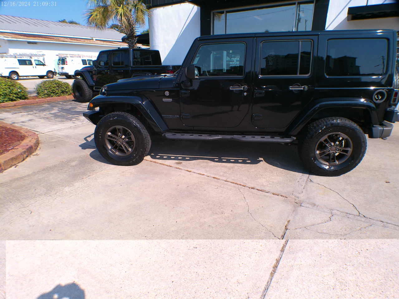 Jeep Wrangler Unlimited 4WD 4dr 75th Anniversary 2016 Jeep Wrangler Unlimited 4WD 4dr 75th Anniversary 2016