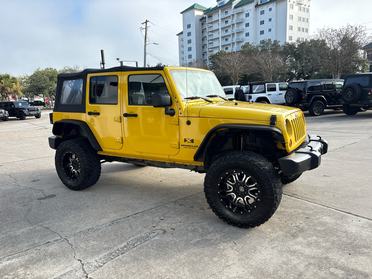 Jeep Wrangler 4WD 4dr Unlimited X 2008