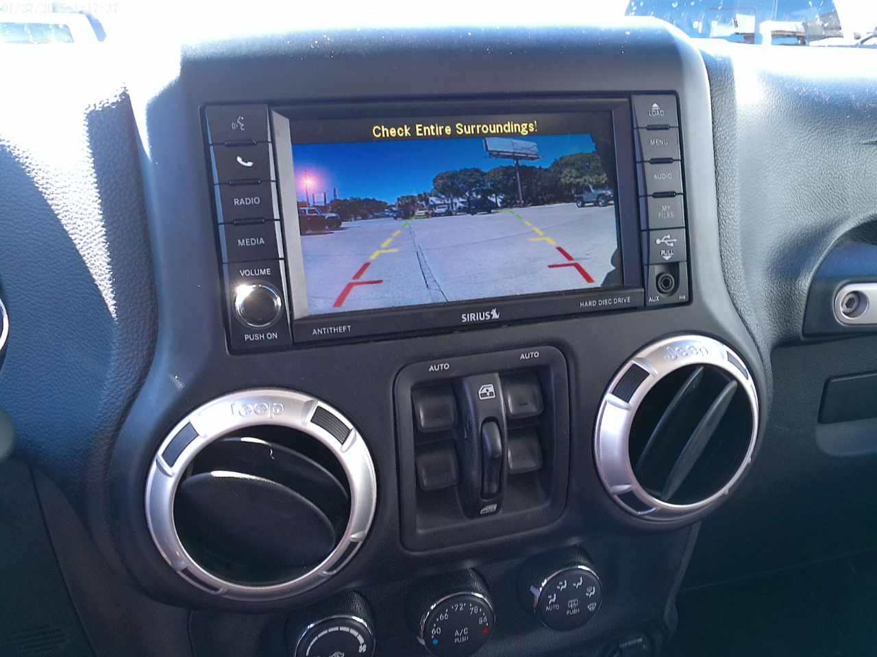 Jeep Wrangler Unlimited 4WD 4dr Sahara 2014 Jeep Wrangler Unlimited 4WD 4dr Sahara 2014