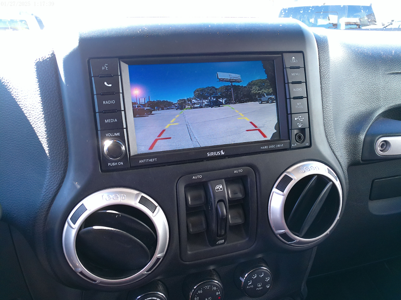 Jeep Wrangler Unlimited 4WD 4dr Sahara 2014 Jeep Wrangler Unlimited 4WD 4dr Sahara 2014