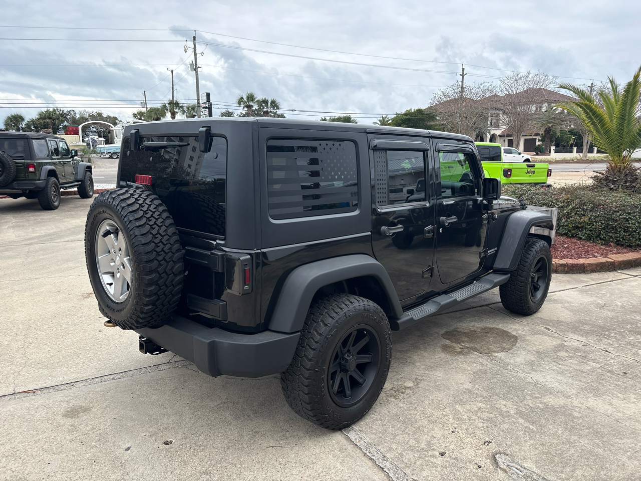 Jeep Wrangler Unlimited 4WD 4dr Rubicon 2012