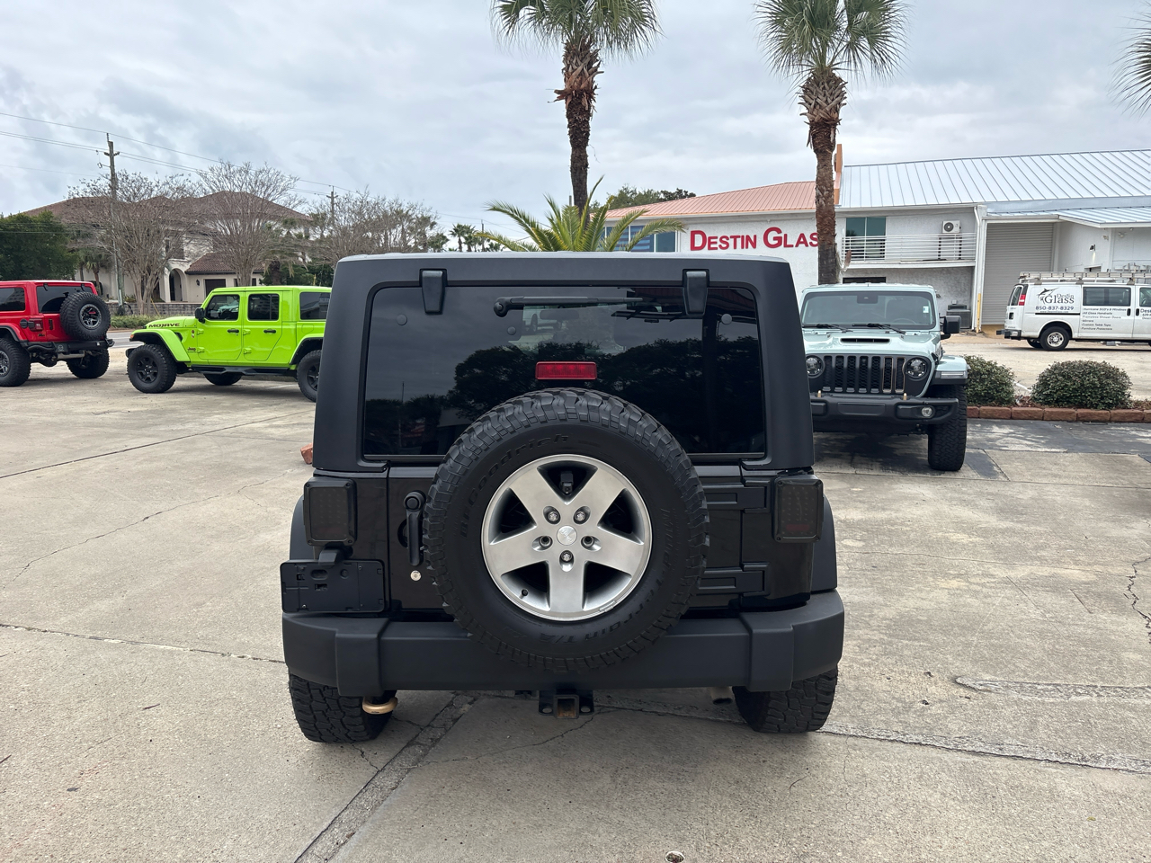 Jeep Wrangler Unlimited 4WD 4dr Rubicon 2012