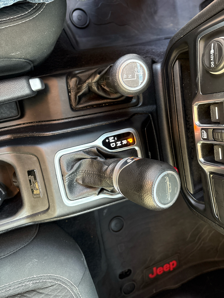 Jeep Gladiator 80th Anniversary 4x4 *Ltd Avail* 2021